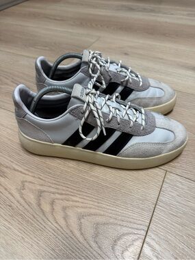Adidas Barreda Decode sneakers in Grey One/Core Black/Alumina color Size 10